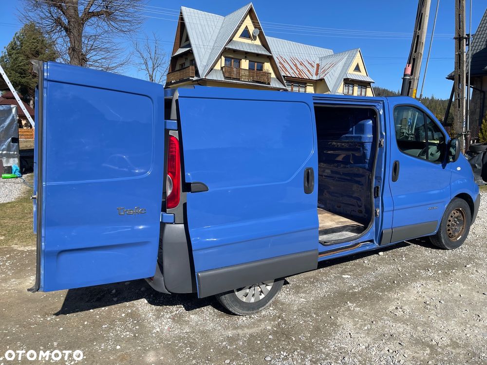 Renault TRAFIC - 8