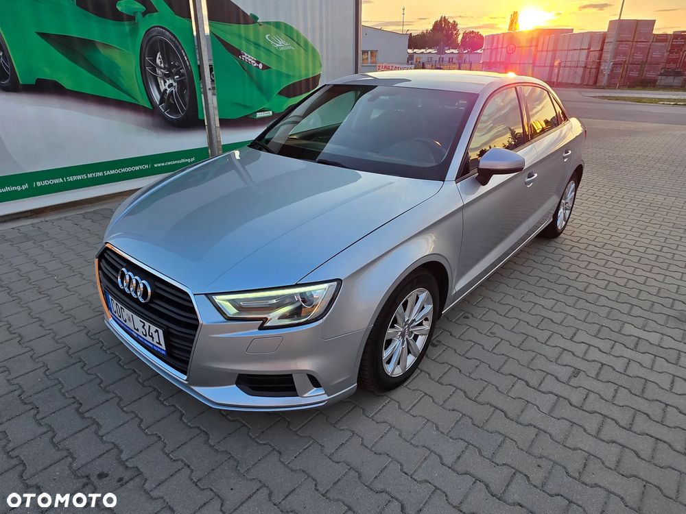 Audi A3 Limousine 1.6 TDI design - 2
