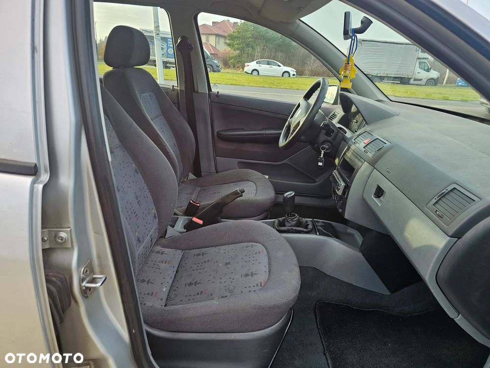 Skoda Fabia 1.4 Basic - 15