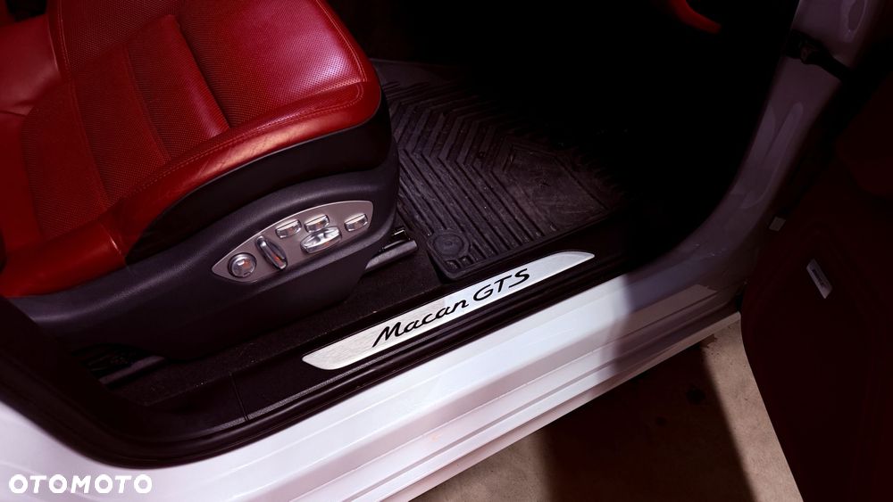 Porsche Macan GTS PDK - 16