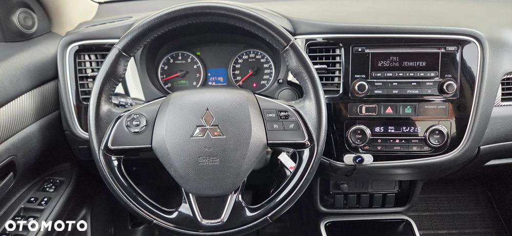 Mitsubishi Outlander 2.0 City Style 2WD - 23