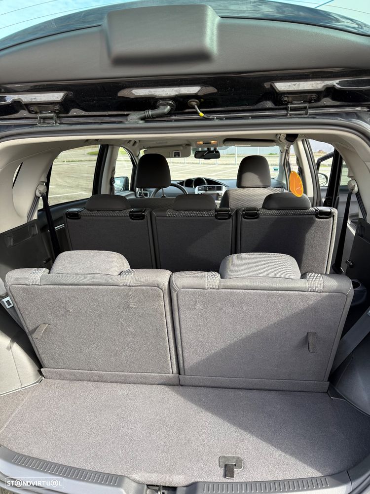 Toyota Verso 1.6 D-4D Comfort - 16