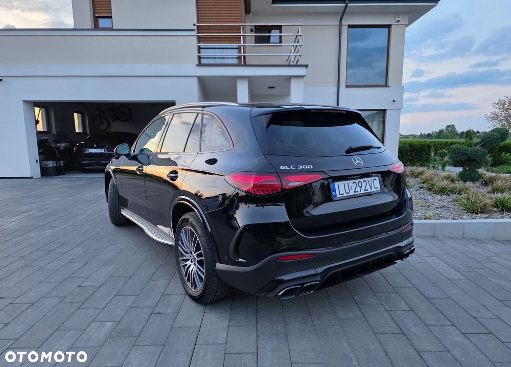 Mercedes-Benz GLC 300 mHEV 4-Matic AMG Line - 4