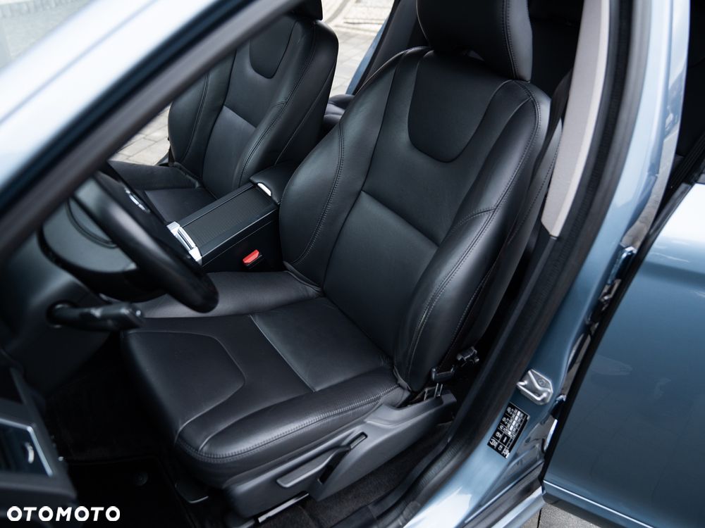 Volvo XC 60 D3 Geartronic Kinetic - 23