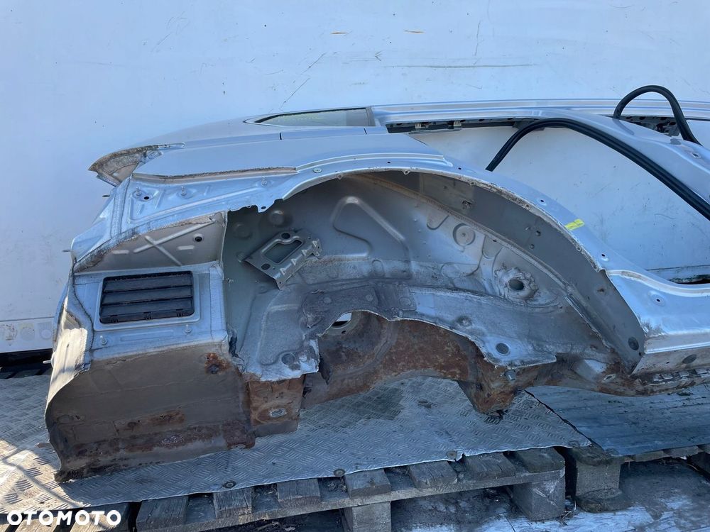Blotnik cwiartka szyba listwa prawy tyl 354/7 TITANSILBER BMW X3 F25 ORG - 6