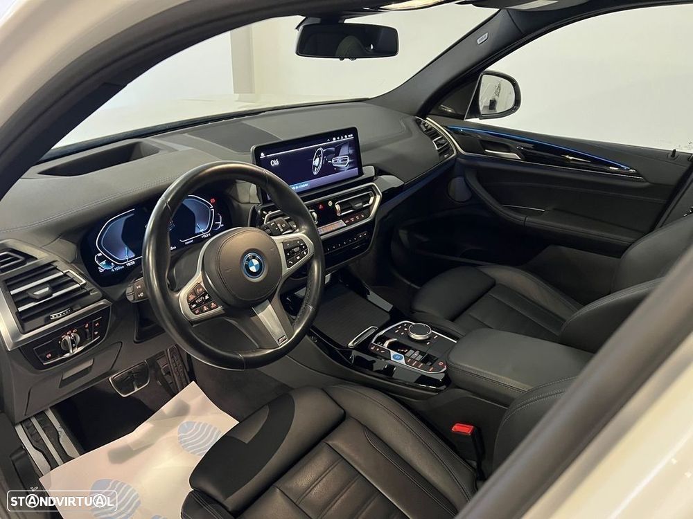 BMW iX3 M Sport Impressive - 15