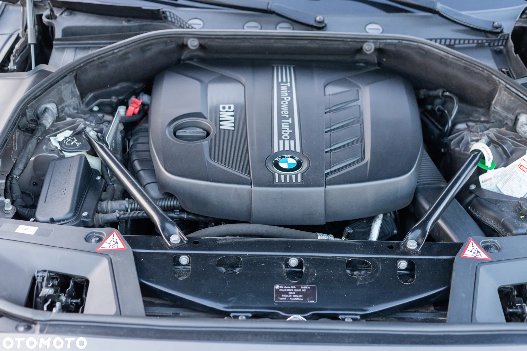BMW 5GT - 32