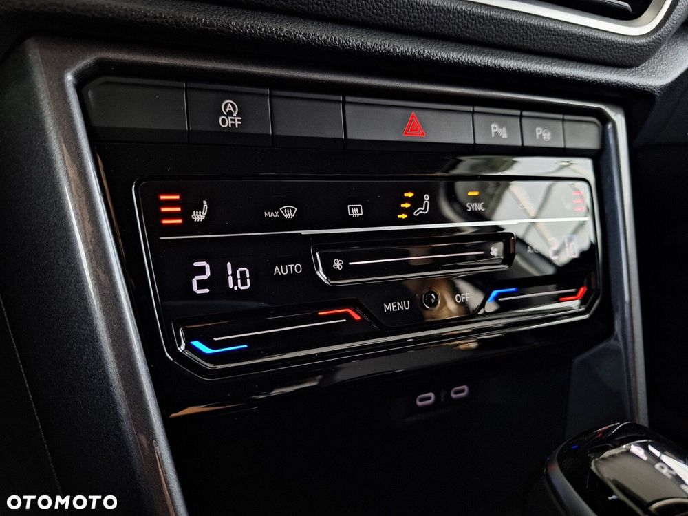 Volkswagen T-Roc 1.5 TSI Style DSG - 32