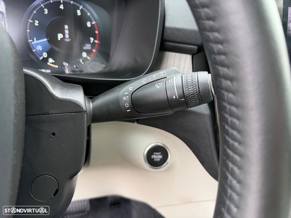 Volvo XC 40 2.0 T4 Inscription - 25