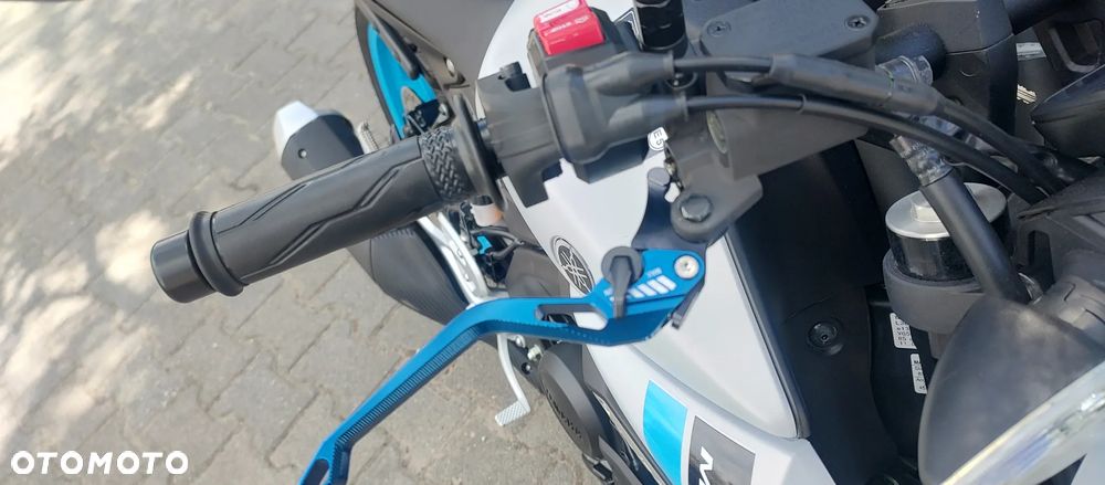 Yamaha MT - 7
