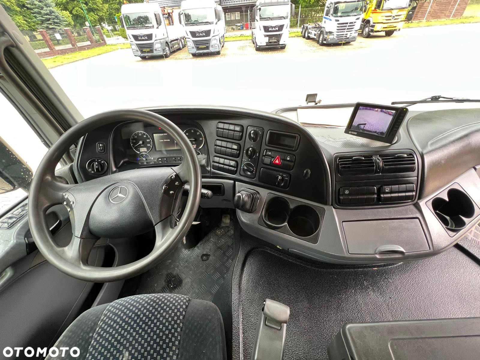 Mercedes-Benz 4146 ACTROS MP3 wywrotka 8x4, 3-str. MEILLER, BORDMATIC, 20 ton, 319 t.km. - 29
