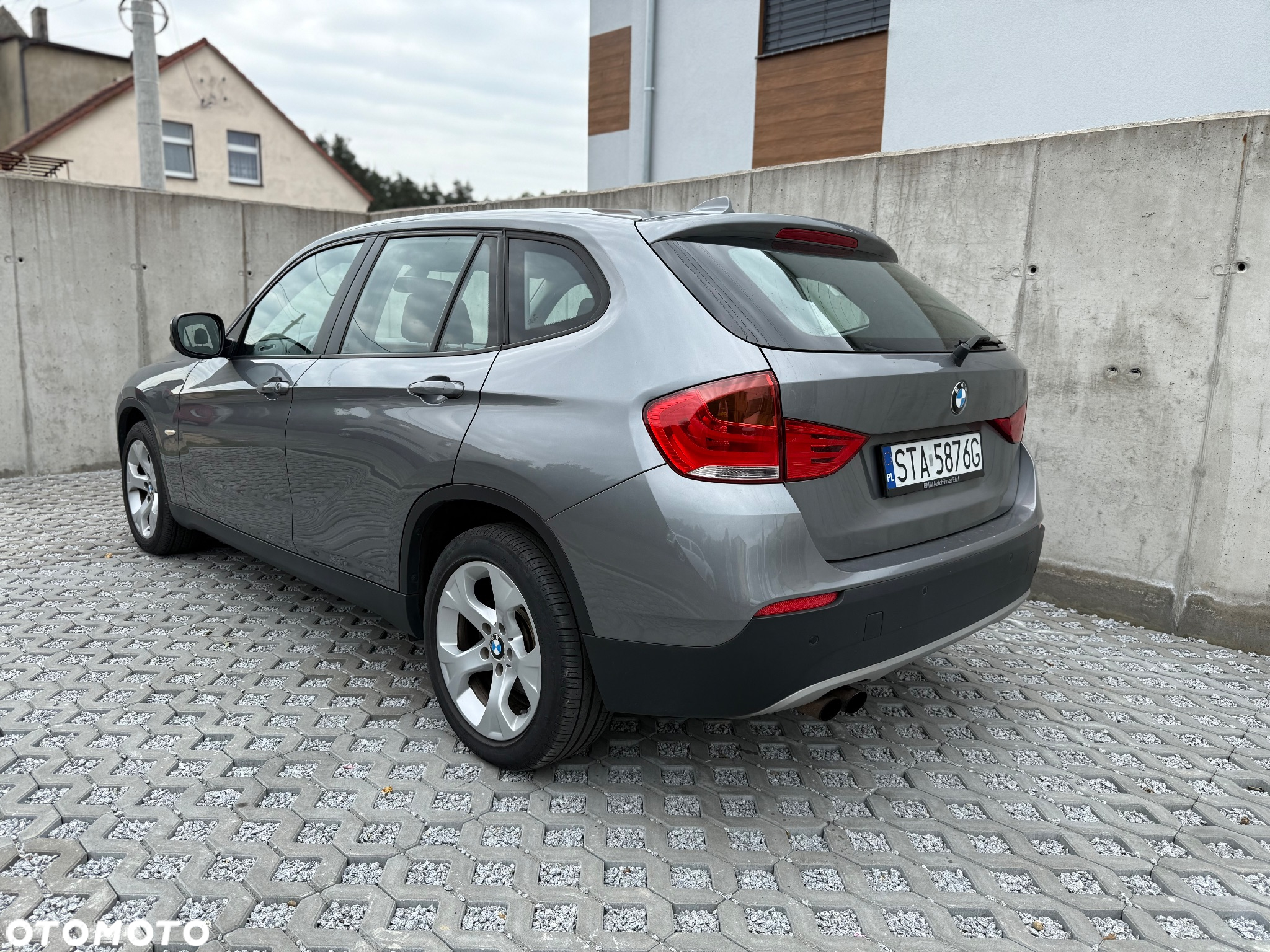 BMW X1 xDrive20i - 8