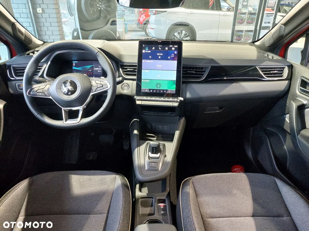 Mitsubishi Grandis - 10