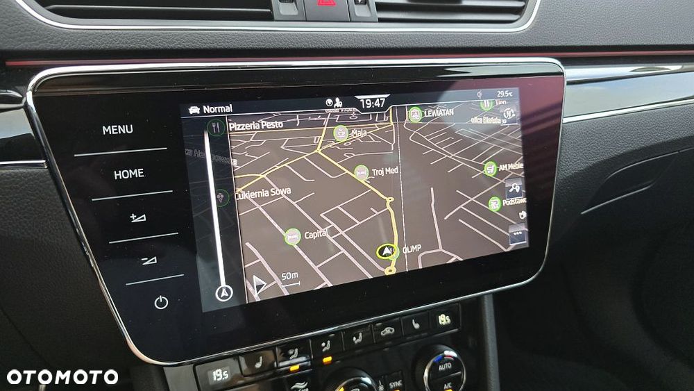 Skoda Superb 2.0 TDI SCR L&K DSG - 32