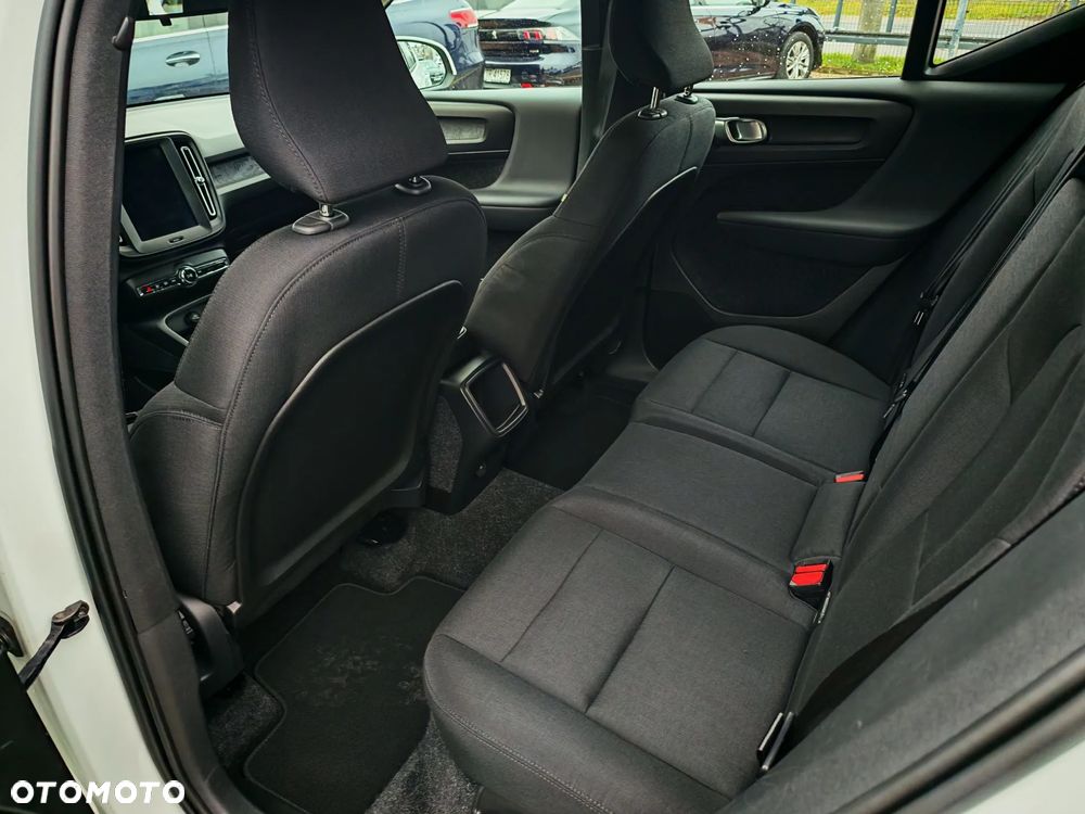 Volvo XC 40 D3 Geartronic Momentum - 22