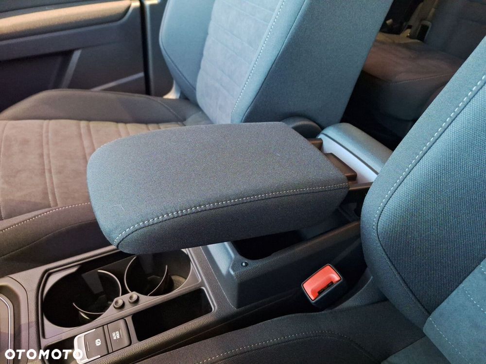 Volkswagen Touran 1.5 TSI EVO Comfortline Plus DSG - 23