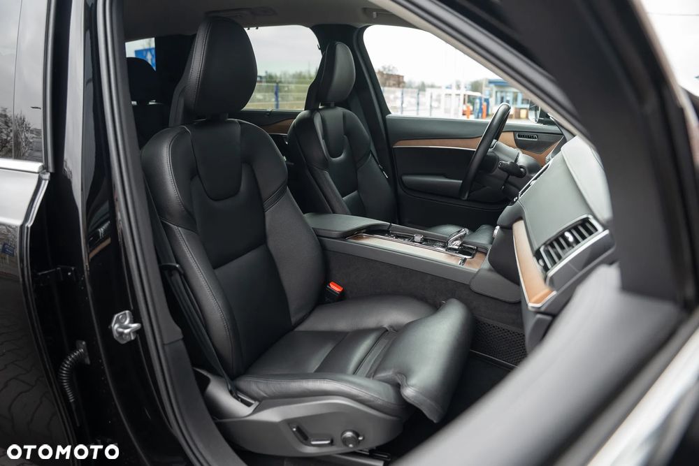 Volvo XC 90 D5 AWD Inscription 7os - 25