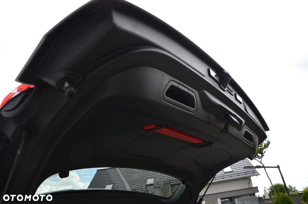 Opel Grandland X - 11