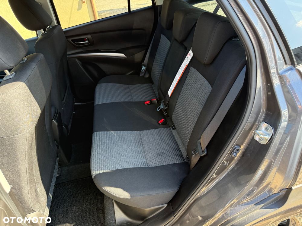 Suzuki S-Cross - 17