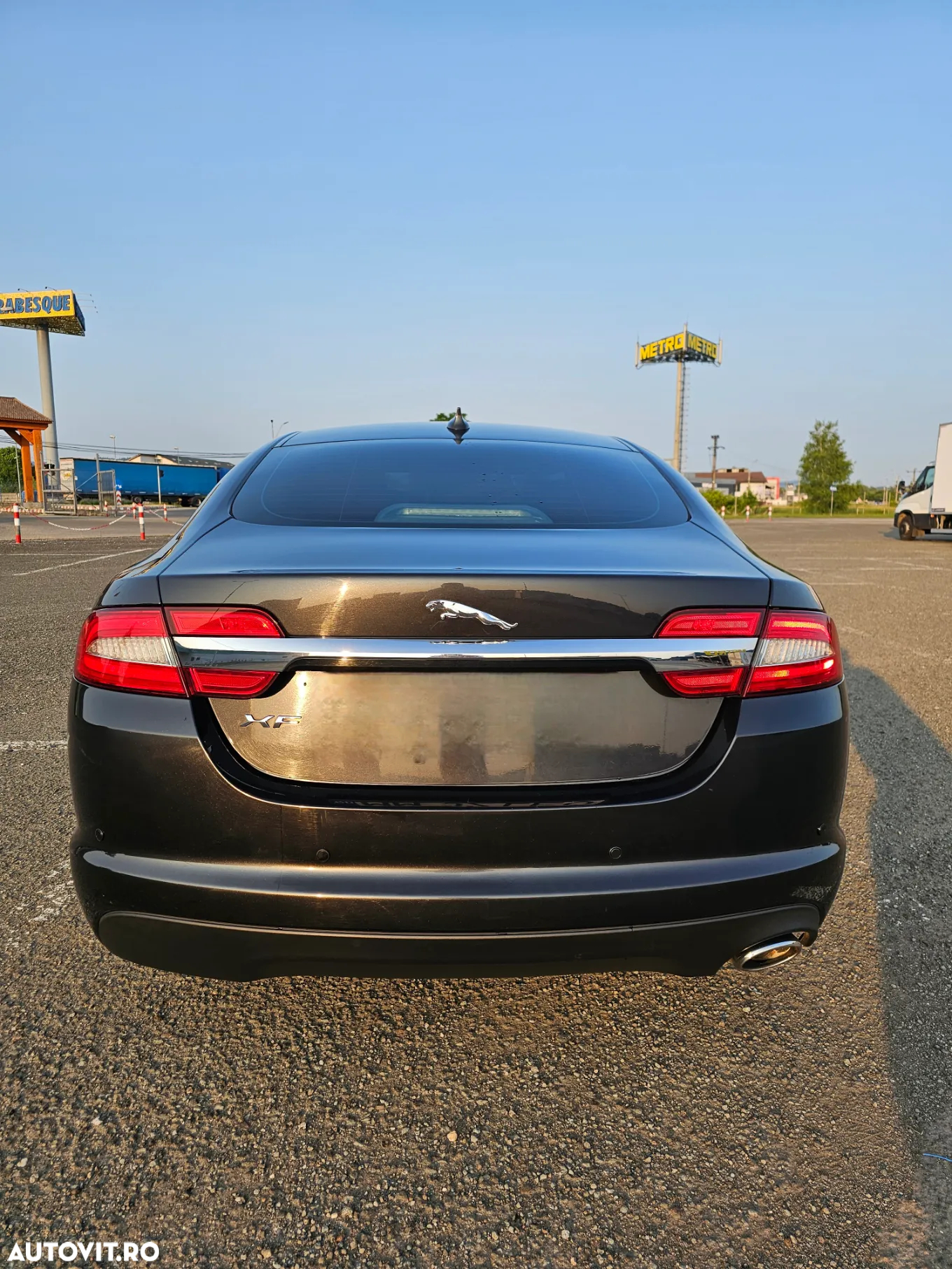 Jaguar XF 2.2 Diesel Sportbrake - 8
