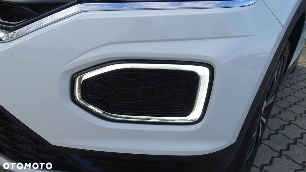 Volkswagen T-Roc - 22