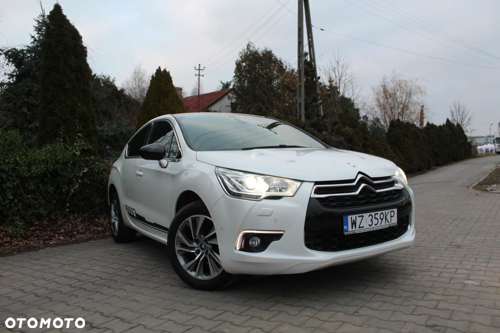 Citroën DS4 VTi 120 Urban Show - 10