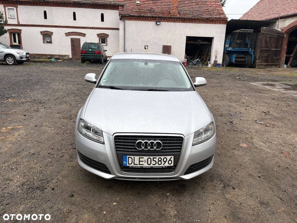 Audi A3 Sportback 1.8 TFSI Attraction - 12