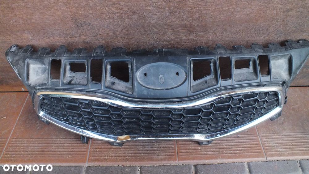 Atrapa zderzaka przedniego Kia Ceed II - 2