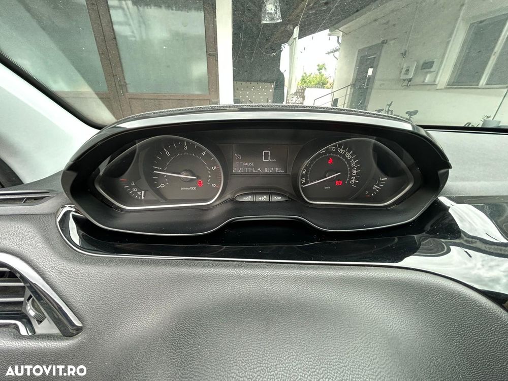 Peugeot 208 1.6 BlueHDi FAP Active - 8