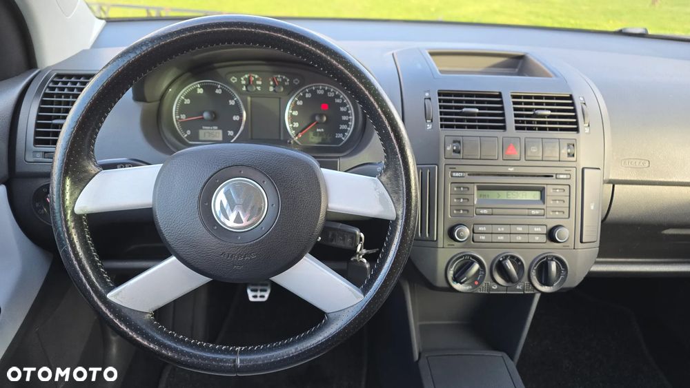 Volkswagen Polo Cross - 15