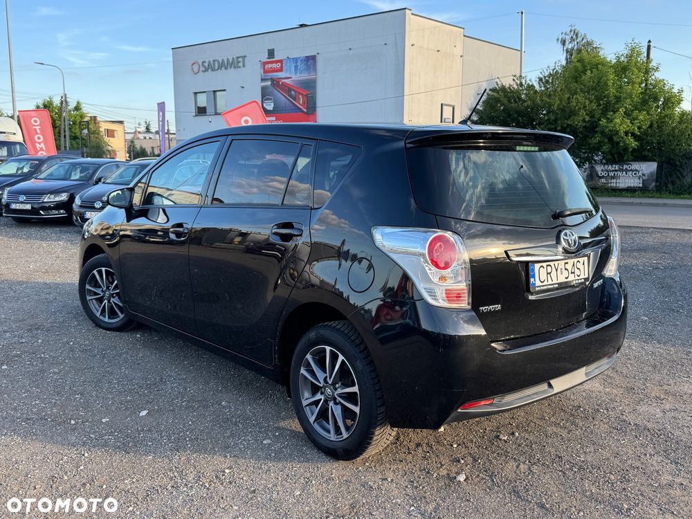 Toyota Verso 2.0 D-4D Prestige - 10