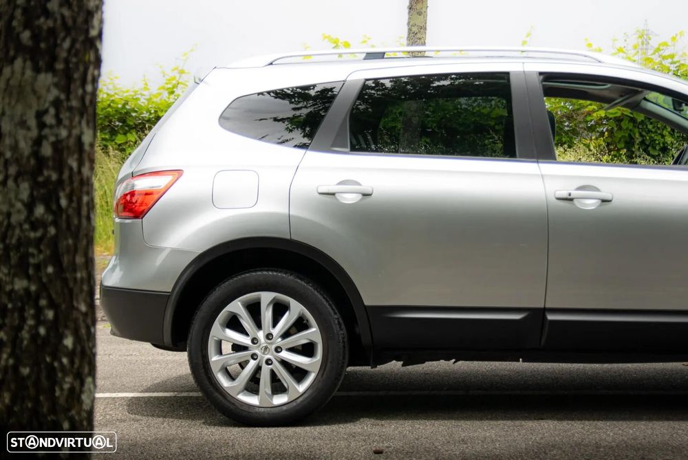 Nissan Qashqai +2 - 48