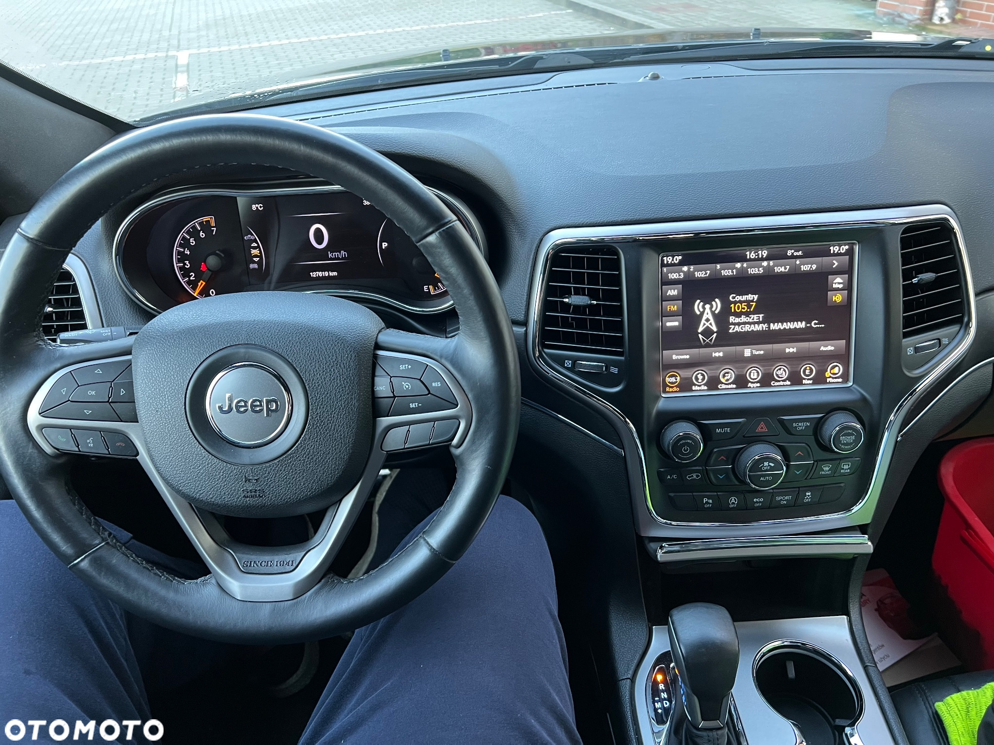 Jeep Grand Cherokee - 8