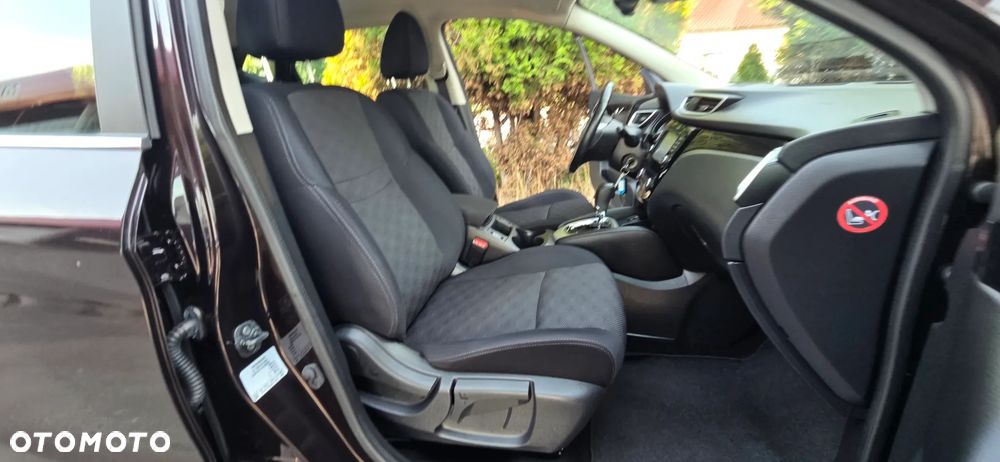 Nissan Qashqai 1.6 DCi Tekna Xtronic - 38