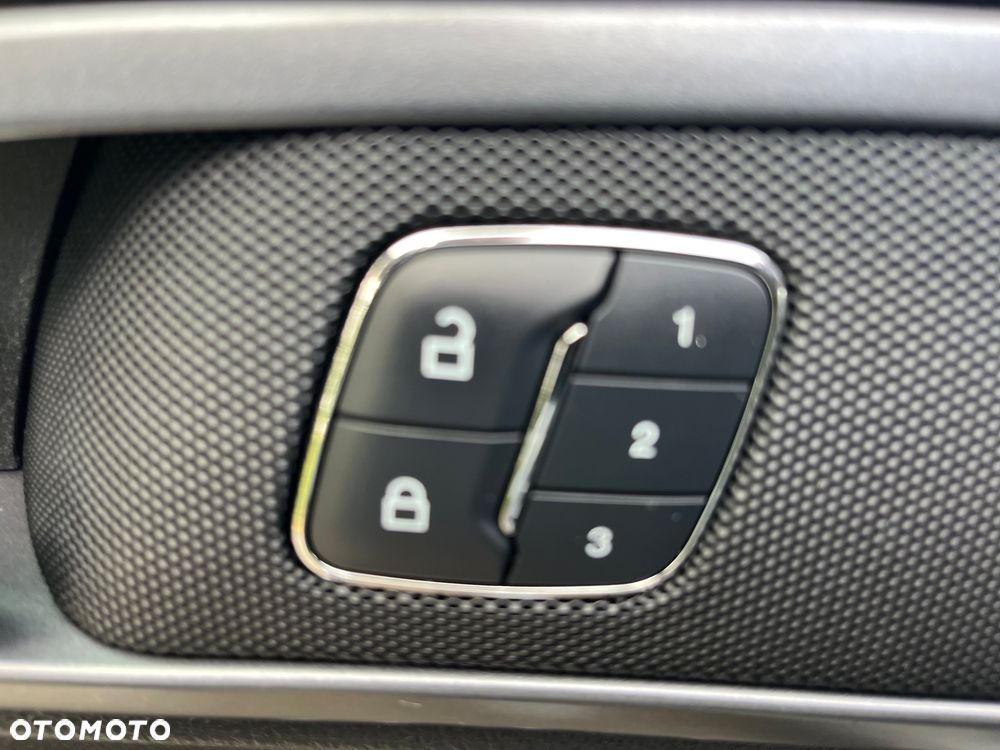Ford Mondeo 2.0 TDCi Titanium PowerShift - 23