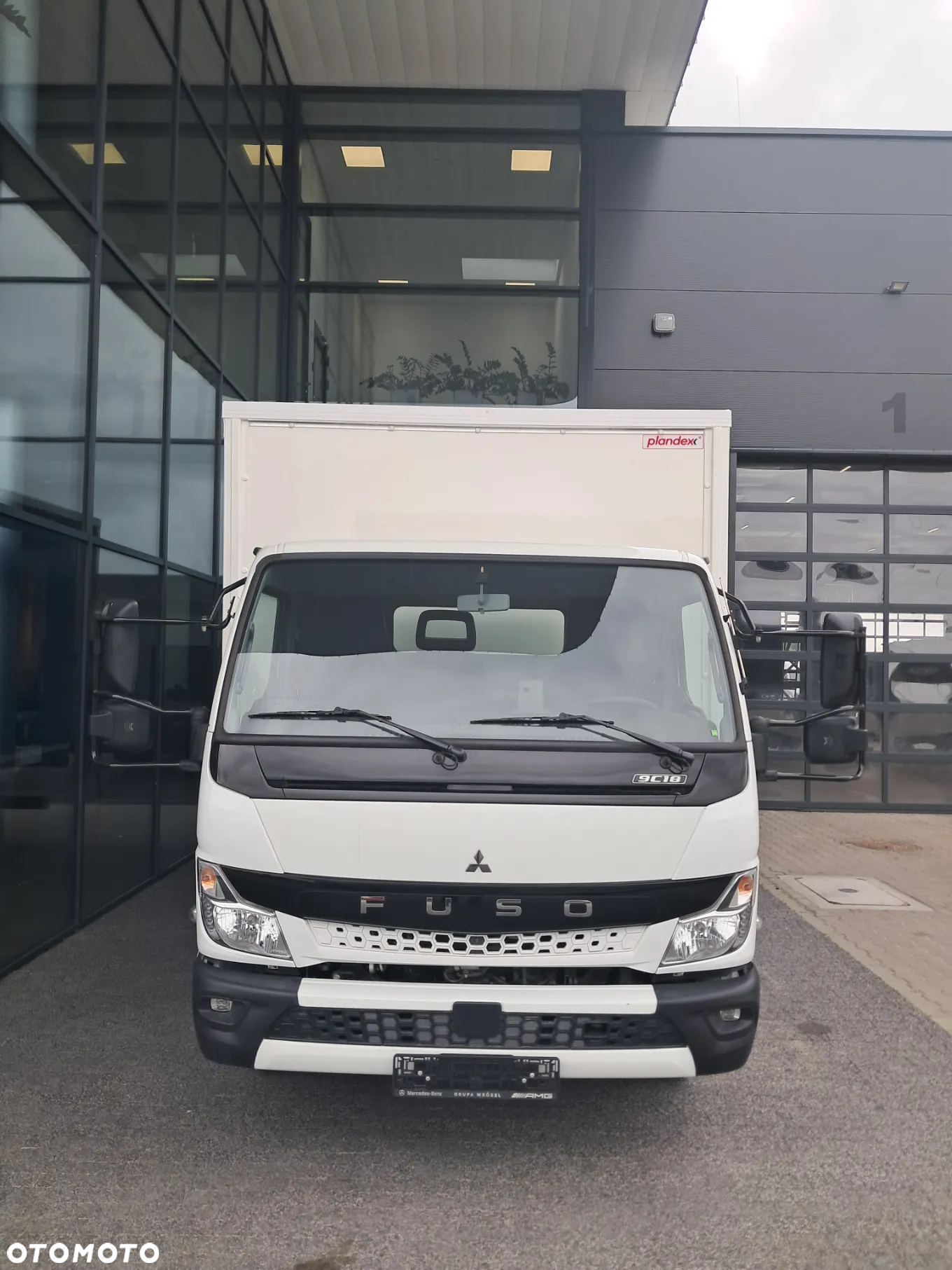 FUSO CANTER - 4