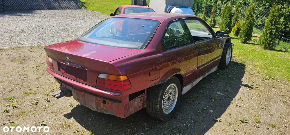 BMW Seria 3 - 21