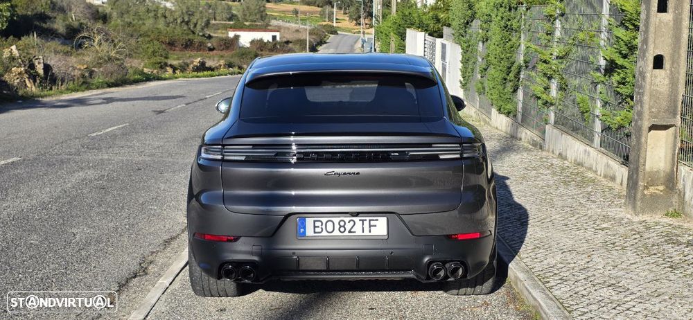 Porsche Cayenne Coupé E-Hybrid Tiptronic S Black Edition - 8