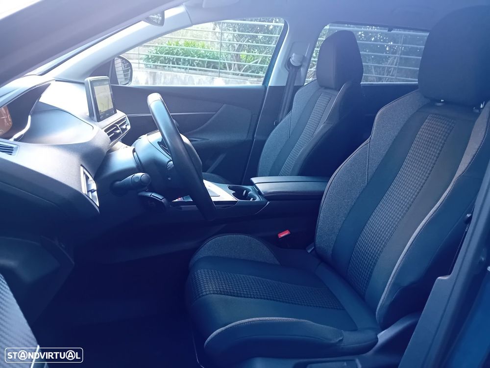 Peugeot 5008 1.2 PureTech Active - 16