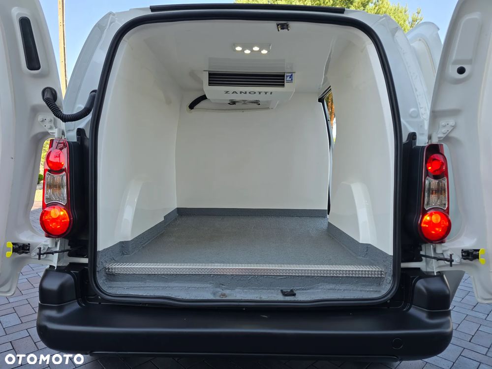 Peugeot PARTNER CHŁODNIA -20 CARPOL 29Tyś km SALON PL STAN JAK NOWY KLIMA ELEKTRYKA OPONY ZIMA LATO - 34