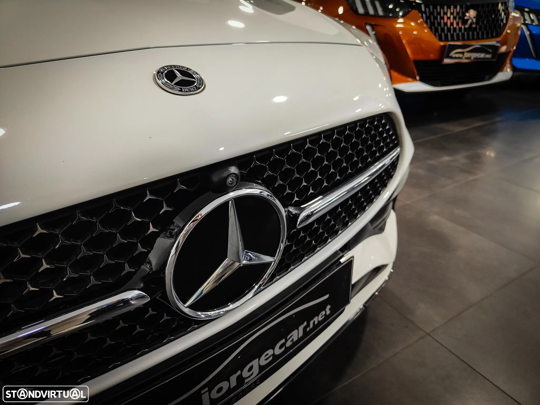 Mercedes-Benz C 300 e AMG Line - 16