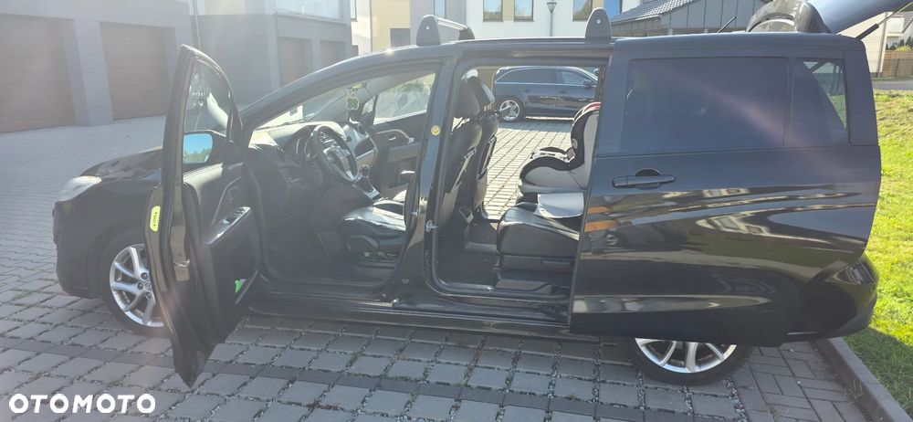 Mazda 5 - 13
