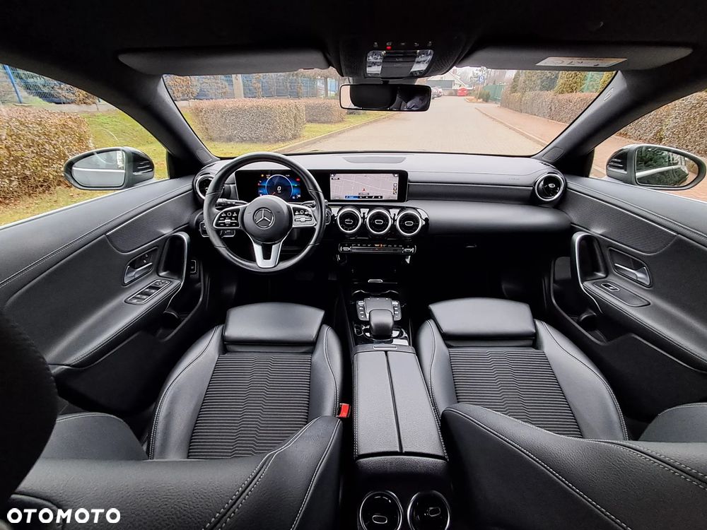 Mercedes-Benz CLA 200 d 8G-DCT Progressive Line Advanced - 17