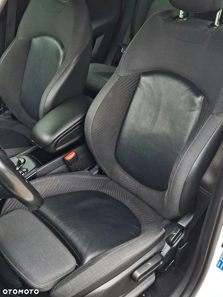 MINI Countryman Cooper ALL4 Classic Trim - 7
