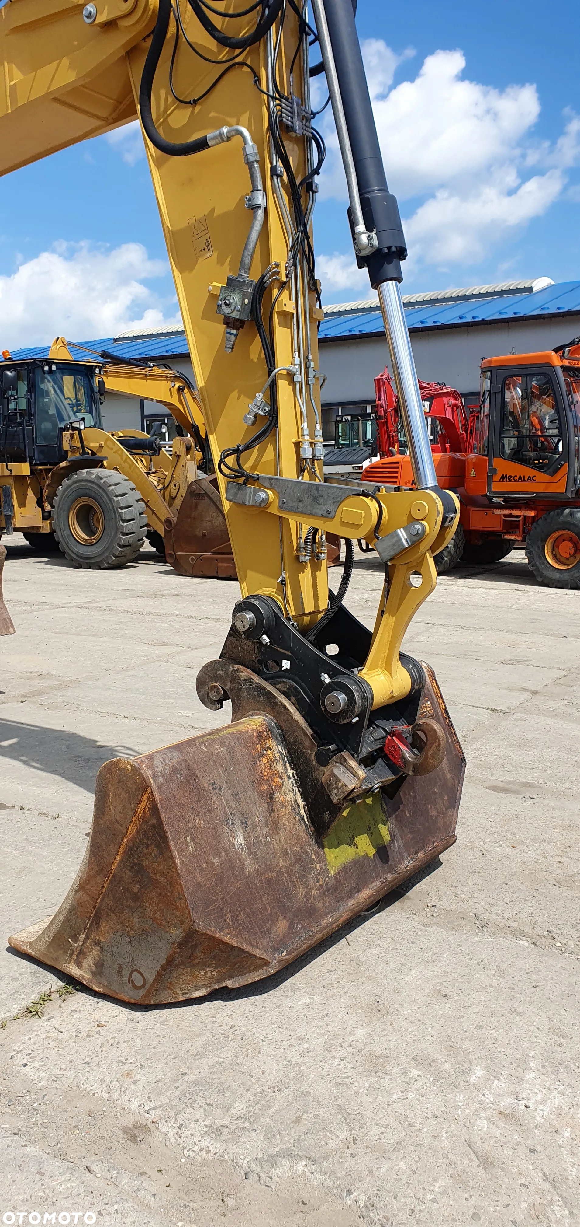 Caterpillar M316F - 6