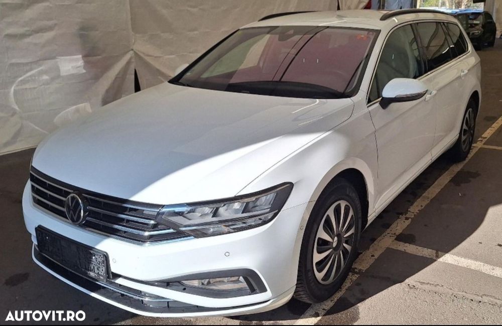 Volkswagen Passat 2.0 TDI SCR DSG Business - 12