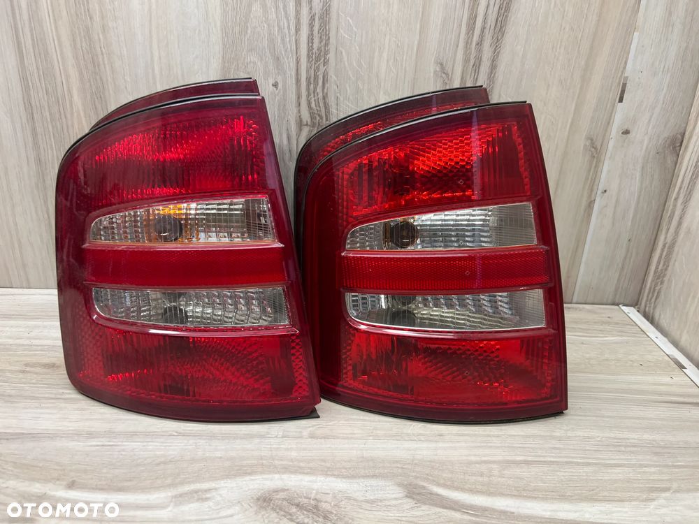 LAMPA TYLNA LEWA SKODA FABIA I KOMBI