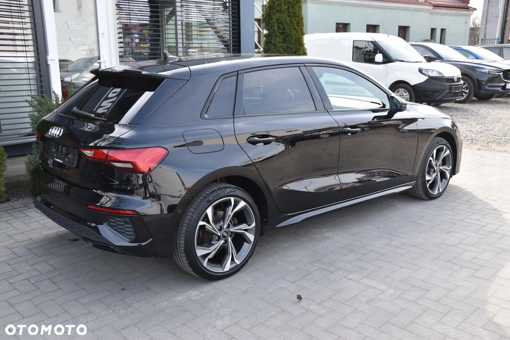 Audi A3 Sportback 40 TFSIe S tronic S line - 9