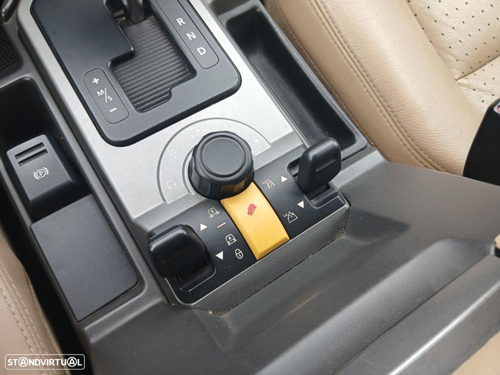 Land Rover Discovery 2.7 TD V6 HSE Auto. - 15