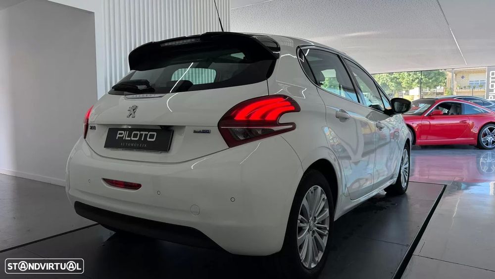 Peugeot 208 1.6 BlueHDi Allure - 9